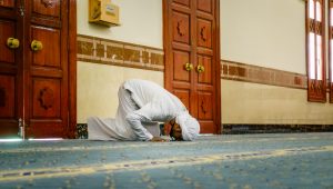 كيف تحافظ على الصلاة